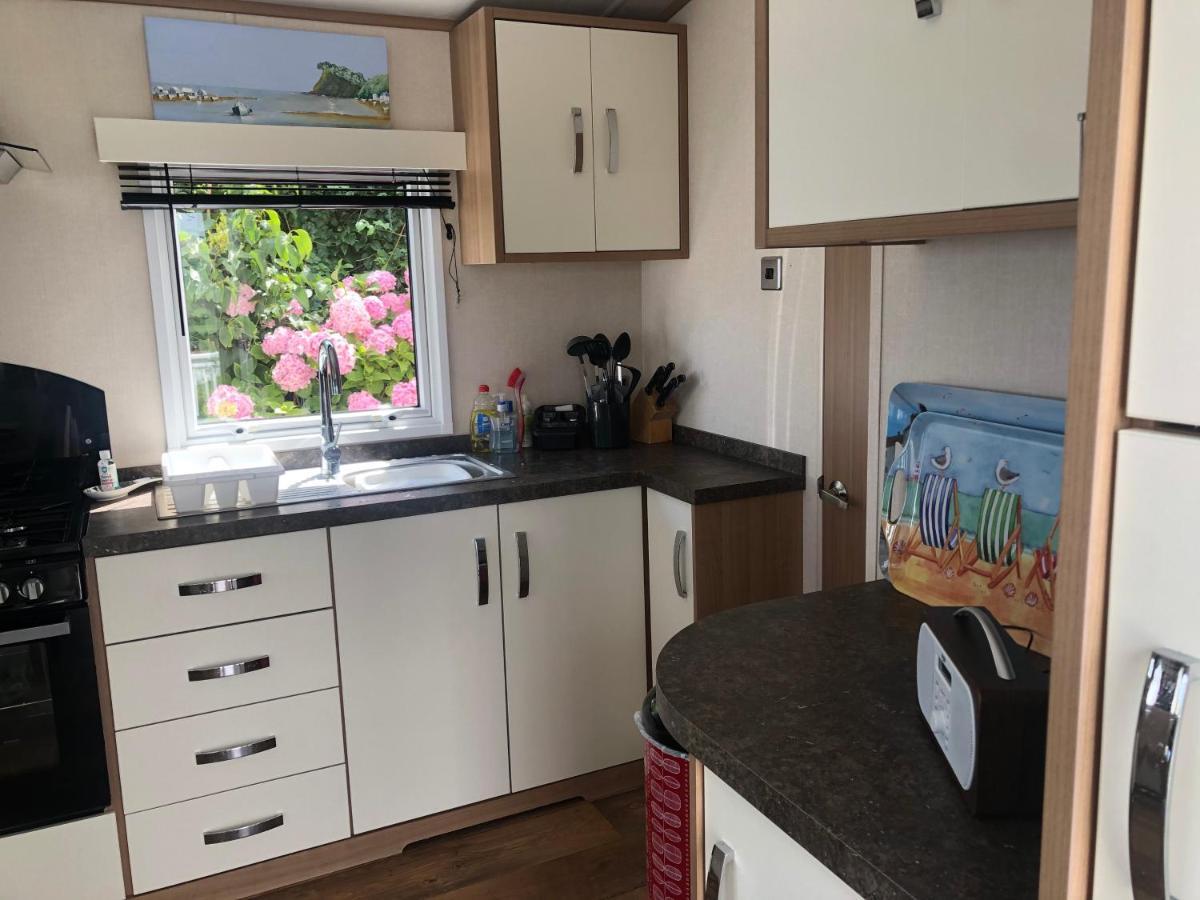 225 Buttercup Swanage Bay View - Vacation Home Экстерьер фото